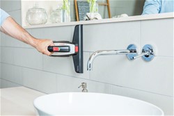 Čistilnik oken Bosch GlassVAC Solo Plus
