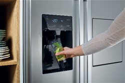 Ameriški hladilnik Gorenje NRS9182VXB1