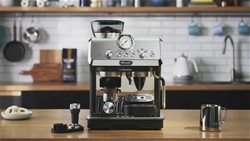 Espresso kavni aparat De'Longhi La Specialista Arte EC9155.MB 