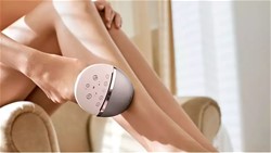 aparat za odstranjevanje dlak s SenseIQ Philips Lumea BRI977/00 IPL 9900 Series 