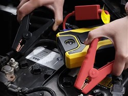 BLOW JS-30 zagonska baterija / jump starter, 30000mAh, powerbank, LED, 2x USB