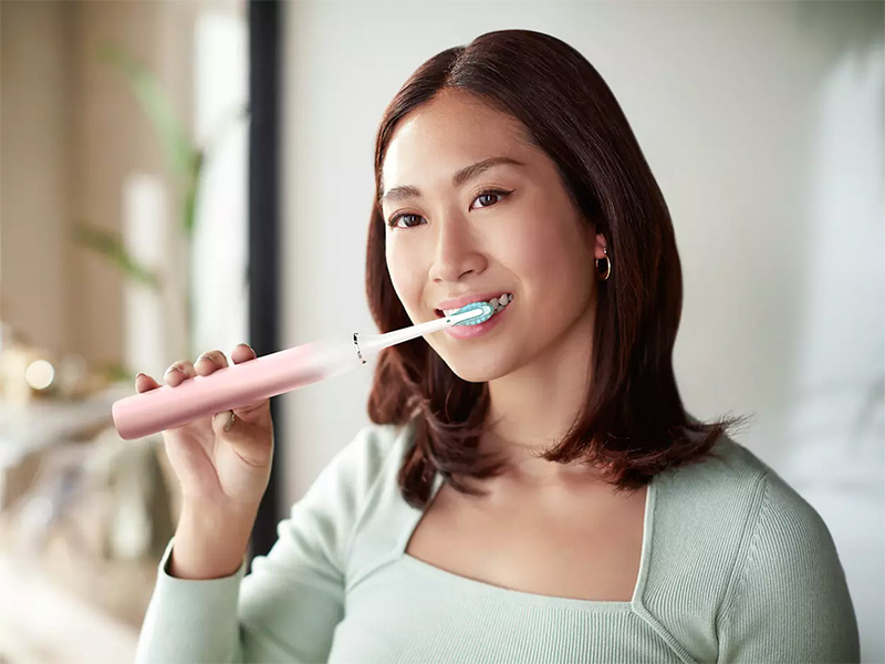 Električna zobna ščetka Philips Sonicare HX9911/84 DiamondClean 9000