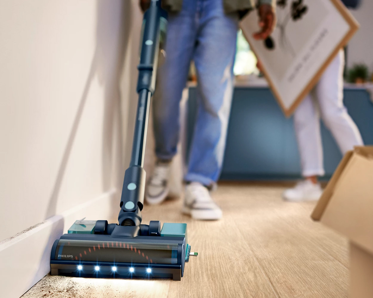 Pokončni brezžični sesalnik Philips XC5244/10 Flex Serija 5000