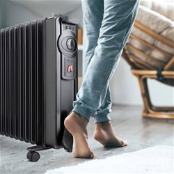Električni oljni radiator Black&Decker BXRA1500E, 1500 W, nastavljiv termostat