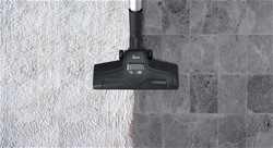 Sesalnik z vrečko HOOVER HE210P 011