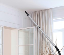 Sesalnik z vrečko HOOVER HE210P 011