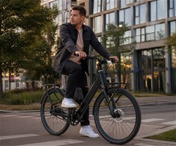 Električno kolo MS ENERGY VELES PLUS, 250W motor, 360Wh baterija, LCD, črno