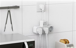 Tessan 323X-C namizni razdelilec, 3x vtičnica, 2x USB-A, 1x USB-C, 15 cm kabel